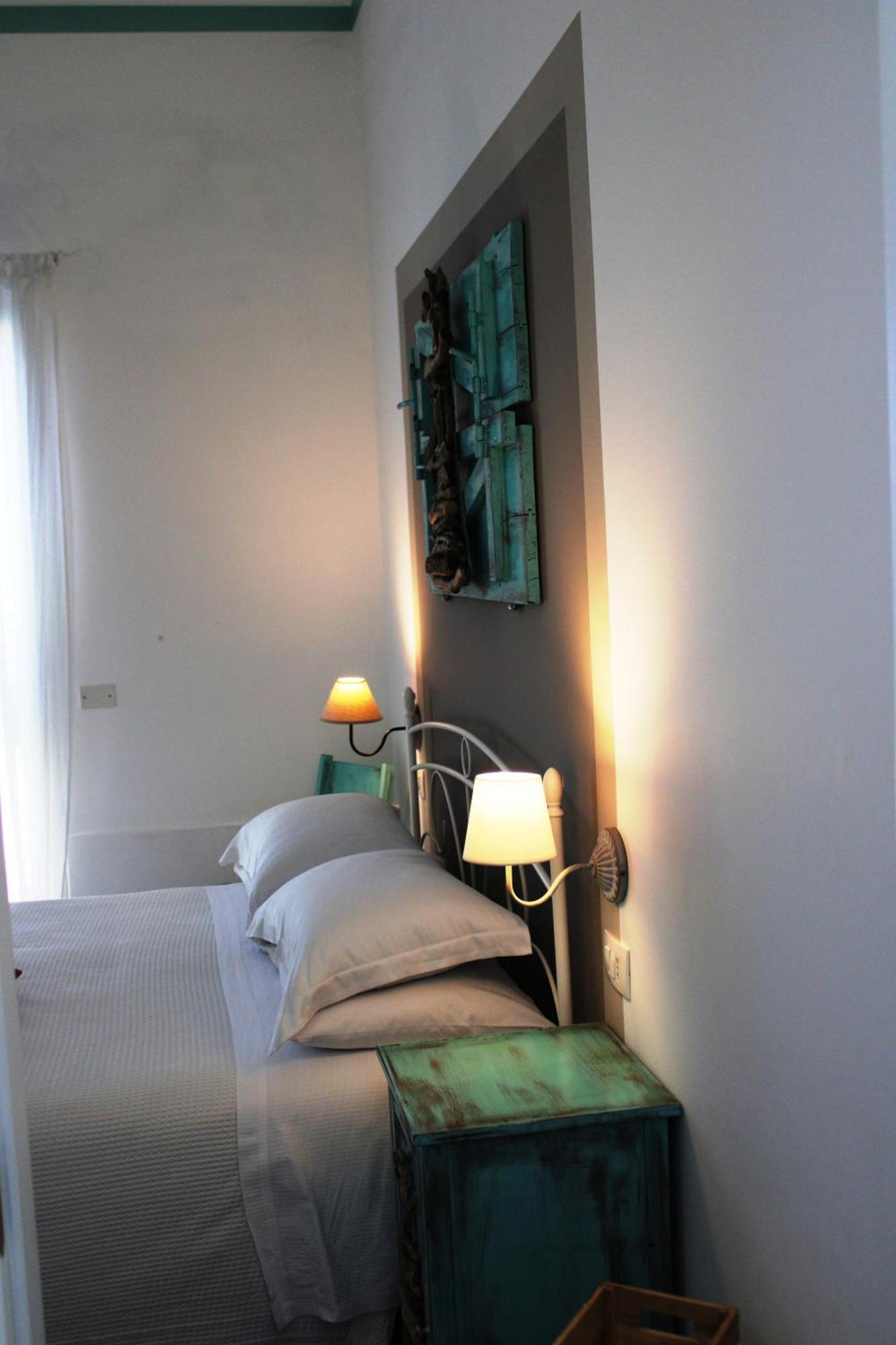 B&B Casa Del Faro Sanvallero Adults Only Portopalo Di Capo Passero Kültér fotó